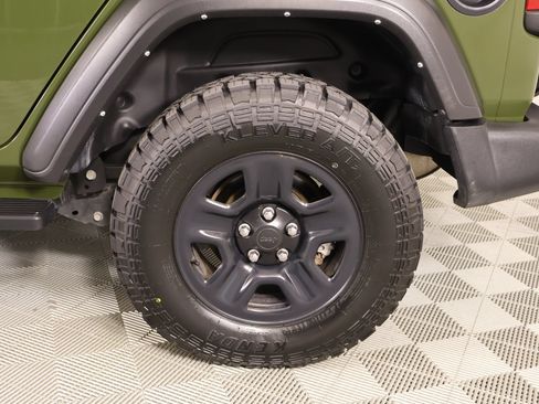 Used 2021 Jeep Wrangler Unlimited Sport AWD/4WD image 17