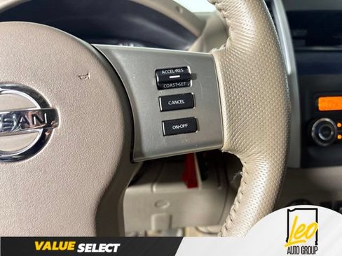 Used 2016 Nissan Frontier SV w/ SV Value Truck Package AWD/4WD image 9