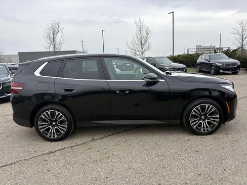 Used 2026 BMW X3 xDrive30 w/ Premium Package image 4