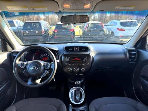 Used 2016 Kia Soul image 17
