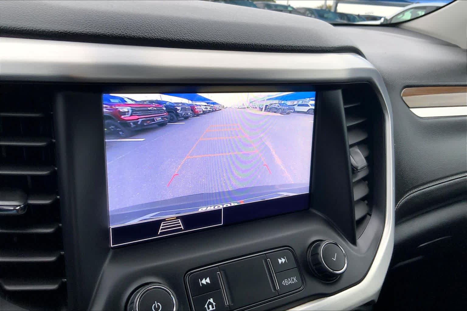 Used 2020 GMC Acadia SLE FWD image 27