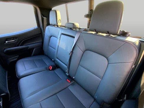Used 2024 GMC Canyon Elevation w/ Elevation Premium Package RWD image 20