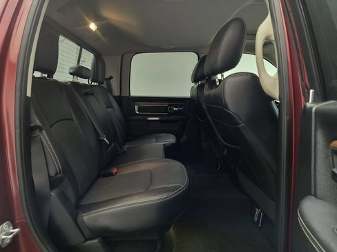 Used 2018 RAM 1500 Laramie w/ Convenience Group AWD/4WD image 31