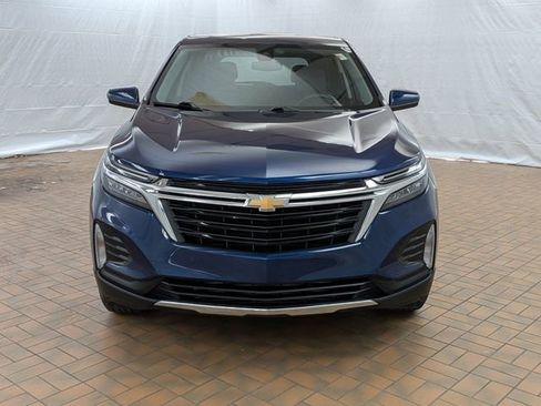 Used 2022 Chevrolet Equinox LT image 2
