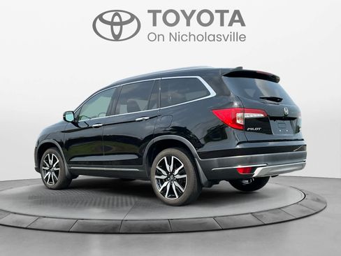 Used 2022 Honda Pilot Touring image 3