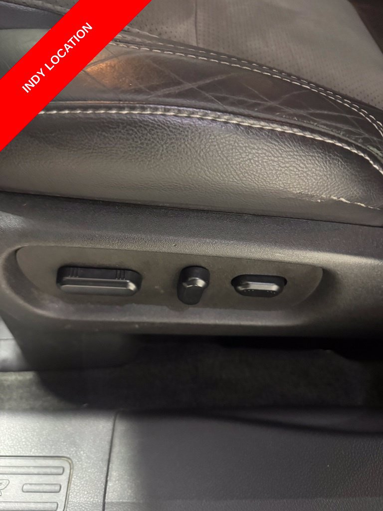 Used 2015 Ford Explorer XLT w/ Equipment Group 202A AWD/4WD image 15