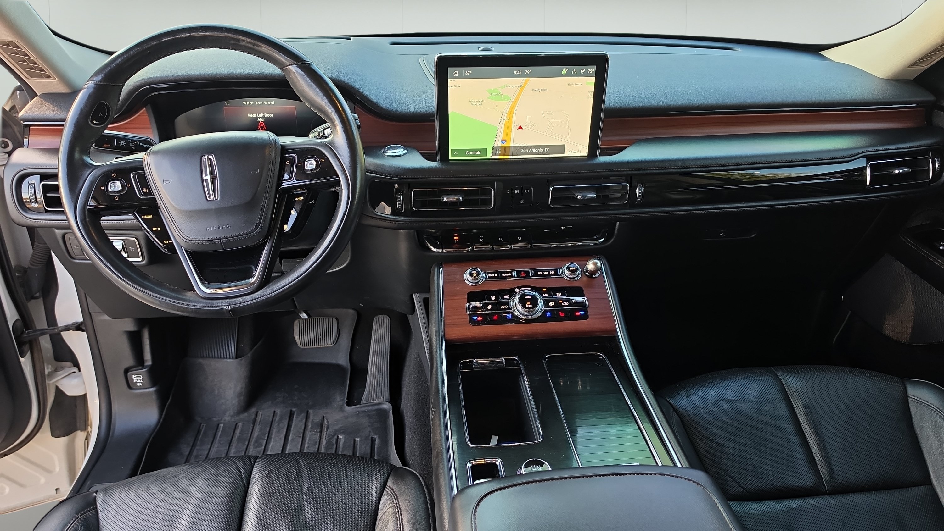 Used 2022 Lincoln Aviator Reserve w/ Equipment Group 201A AWD/4WD image 22