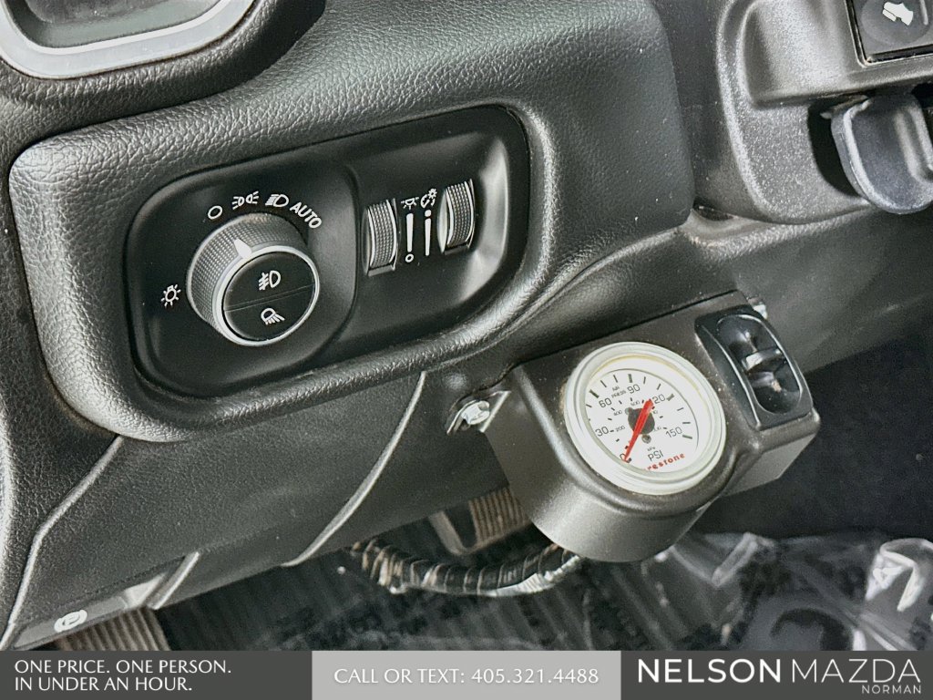 Used 2019 RAM 2500 Laramie AWD/4WD image 11