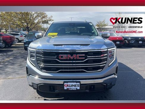 New 2026 GMC Sierra 1500 SLT AWD/4WD image 11