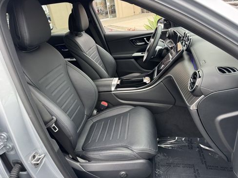 Used 2024 Mercedes-Benz GLC 300 4MATIC image 6