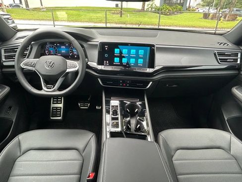 New 2026 Volkswagen Atlas Cross Sport SEL R-Line AWD/4WD image 10