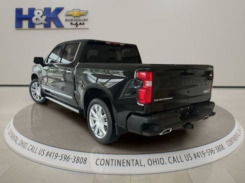 Used 2024 Chevrolet Silverado 1500 High Country w/ High Country Premium Package AWD/4WD image 4