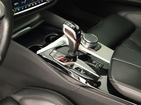 Used 2023 BMW M5 w/ Executive Package image 17