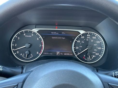 Used 2025 Nissan Sentra SV image 23