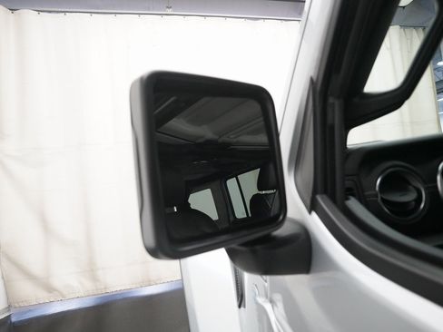 Used 2022 Jeep Wrangler Unlimited Sahara w/ Cold Weather Group image 24