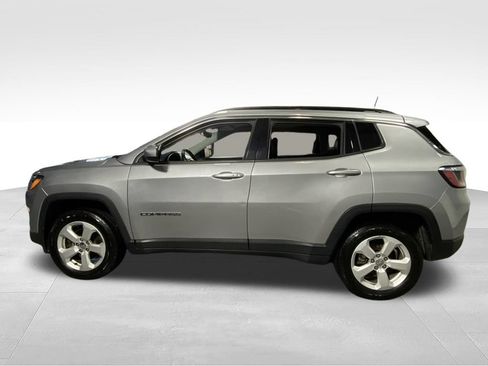 Used 2018 Jeep Compass Latitude w/ Popular Equipment Group AWD/4WD image 7