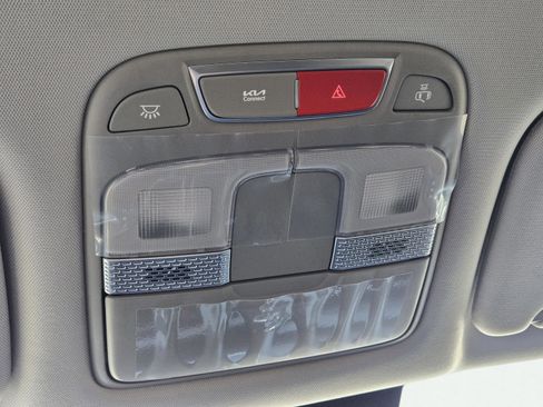 New 2025 Kia Telluride LX image 32