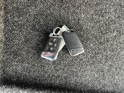 Used 2022 Volkswagen Atlas SEL Premium image 33