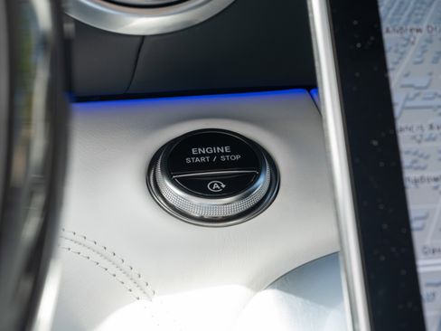 Used 2026 Mercedes-Benz Maybach SL 680 image 26