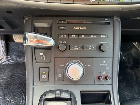 Used 2012 Lexus CT 200h Premium w/ Premium Audio Pkg FWD image 22