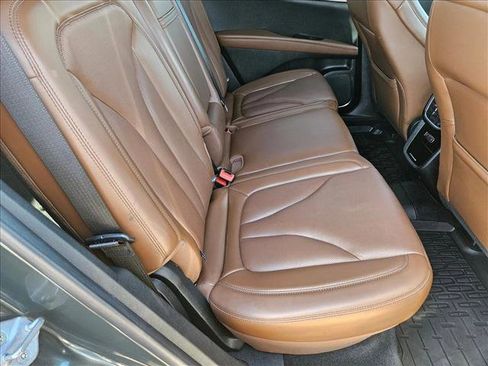 Used 2022 Lincoln Nautilus Reserve w/ Equipment Group 201A image 21