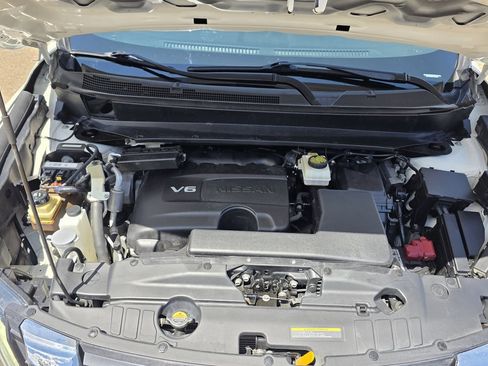Used 2020 Nissan Pathfinder SV AWD/4WD image 38