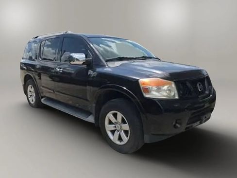 Used 2010 Nissan Armada SE image 2