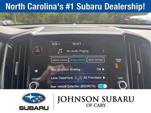 Used 2024 Subaru Ascent Onyx Edition image 10