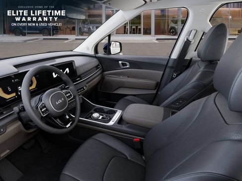 New 2026 Kia Carnival EX FWD image 18