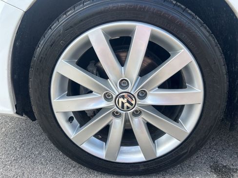 Used 2015 Volkswagen Jetta SE FWD image 11