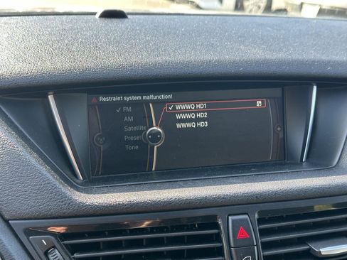 Used 2015 BMW X1 xDrive28i image 12