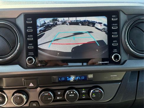 Used 2021 Toyota Tacoma TRD Sport AWD/4WD image 21
