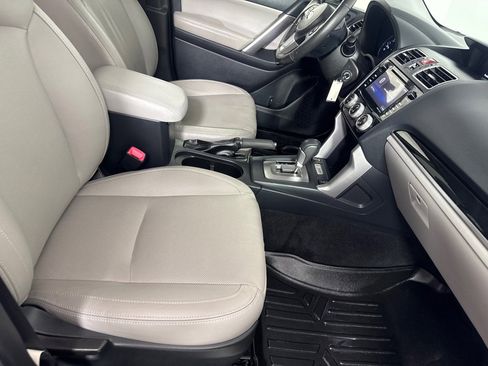 Used 2017 Subaru Forester 2.5i Limited w/ Popular Package #2 image 23