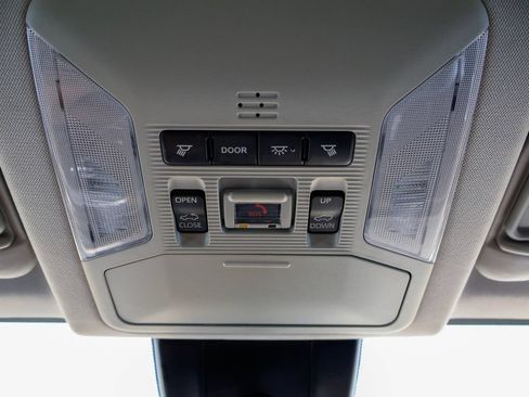 Used 2020 Toyota RAV4 XLE Premium FWD image 21