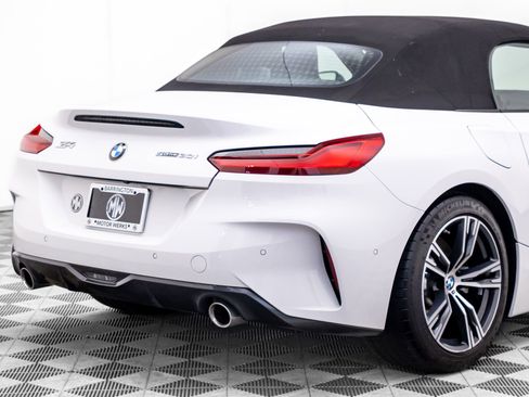 Certified 2026 BMW Z4 sDrive30i RWD image 33