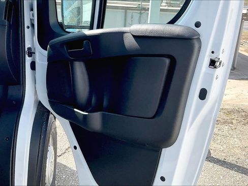 New 2025 RAM ProMaster 2500 w/ Power Group image 30