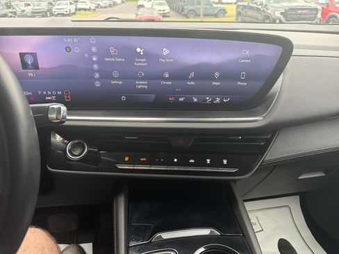 Used 2024 Buick Envision Preferred AWD/4WD image 24