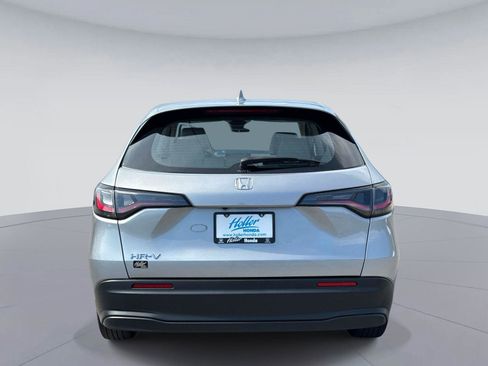 Certified 2023 Honda HR-V LX image 5