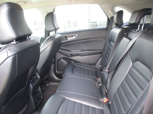 Used 2024 Ford Edge SEL w/ Convenience Package AWD/4WD image 36