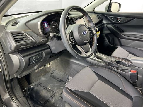 Used 2023 Subaru Crosstrek 2.0i Premium AWD/4WD image 9