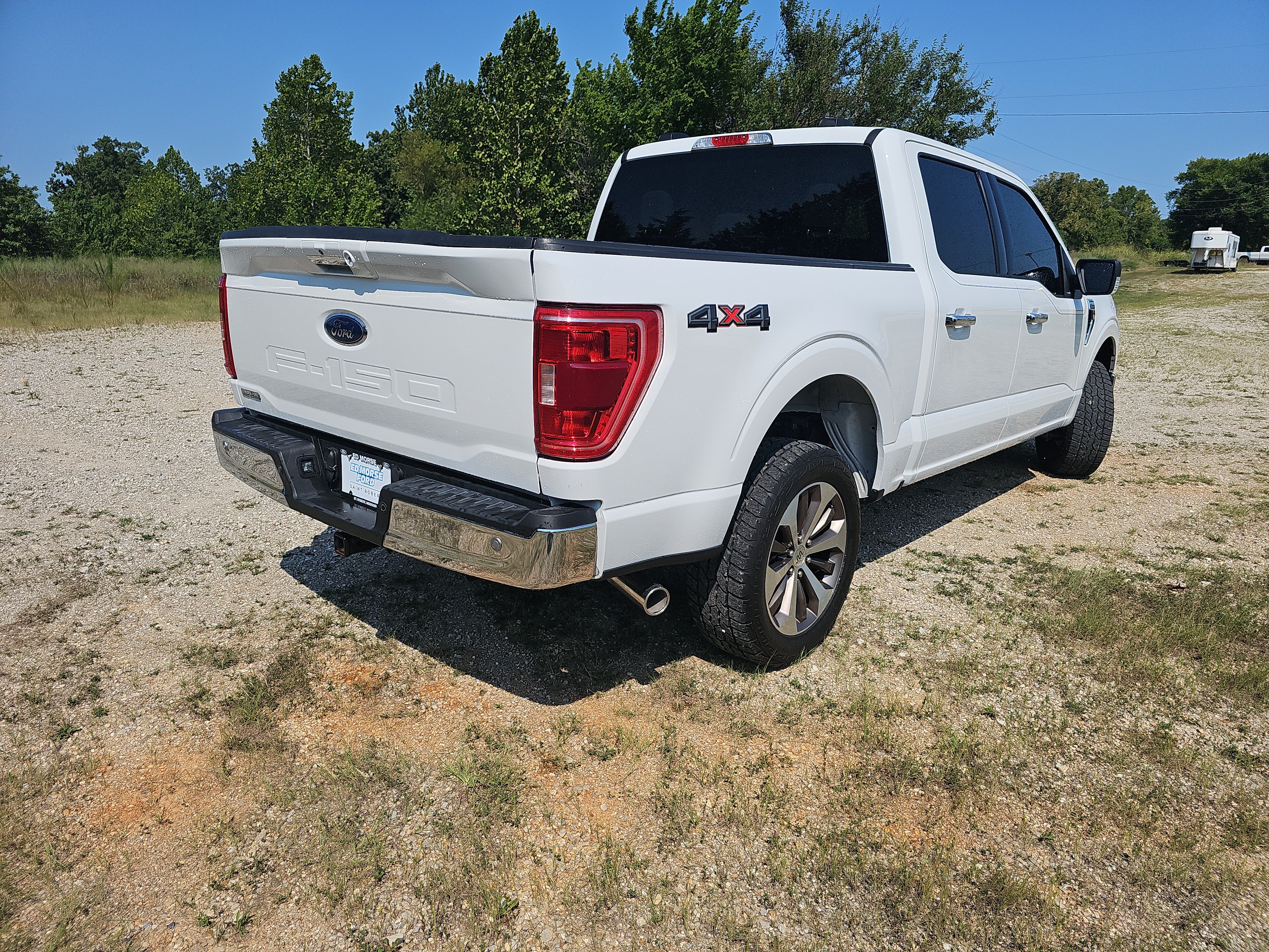 Used 2022 Ford F150 XLT w/ Equipment Group 302A High AWD/4WD image 4