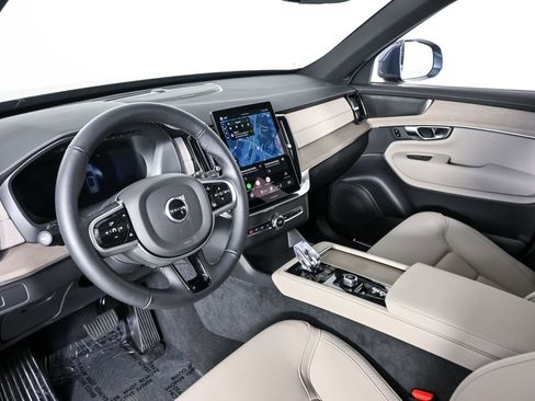 Certified 2026 Volvo XC90 B6 Plus w/ Protection Package Premier AWD/4WD image 6