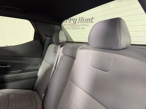 Used 2024 Hyundai Santa Cruz SEL image 25