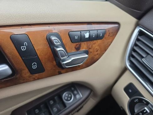 Used 2017 Mercedes-Benz GLS 450 4MATIC image 26