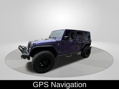 Used 2017 Jeep Wrangler Unlimited Rubicon w/ Connectivity Group AWD/4WD image 3