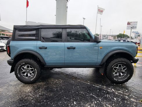 Used 2022 Ford Bronco Badlands AWD/4WD image 7