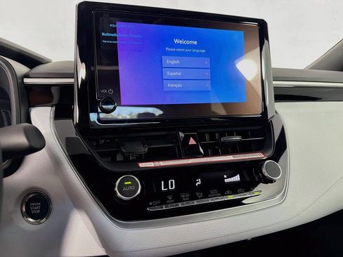 New 2026 Toyota Corolla SE FWD image 18