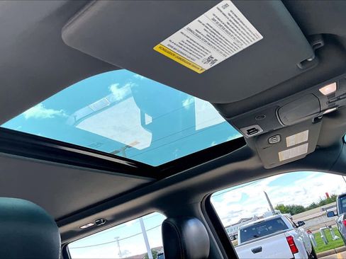 Used 2018 Ford F150 Lariat RWD image 14
