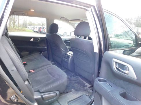 Used 2013 Nissan Pathfinder SV w/ Trailer Tow Pkg image 18