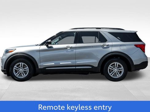 Used 2022 Ford Explorer XLT w/ Equipment Group 202A AWD/4WD image 4